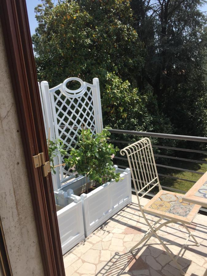 B&B La Villa Mediterranea Passirano Экстерьер фото