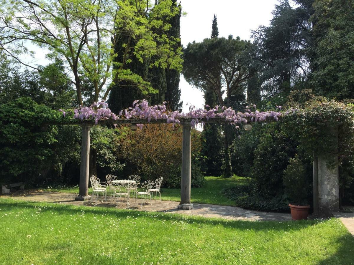 B&B La Villa Mediterranea Passirano Экстерьер фото